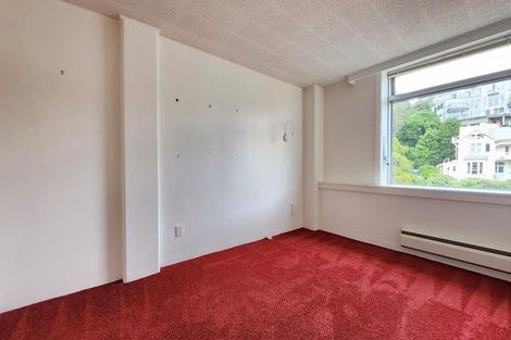 Photo of property in Jerningham Apartments, 20 Oriental Terrace, Oriental Bay, Wellington, 6011