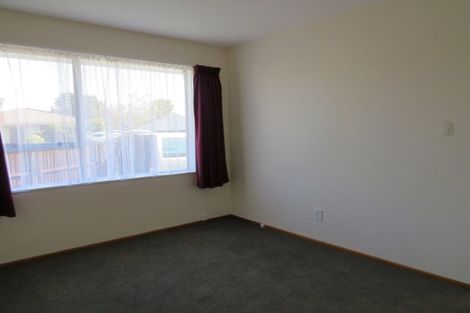 Photo of property in 2/12 Wanstead Place, Woolston, Christchurch, 8062