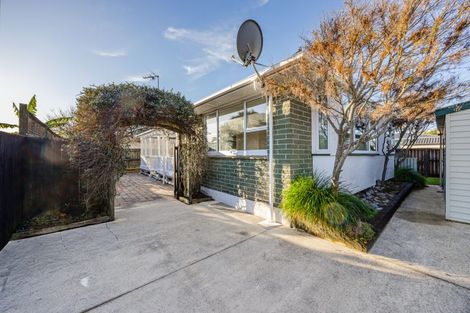 Photo of property in 50 Fernaig Street, Papakura, 2110