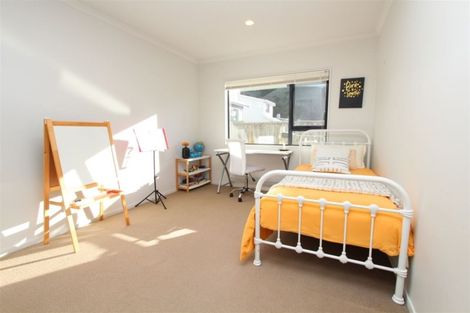 Photo of property in 64 Waverton Terrace, Churton Park, Wellington, 6037