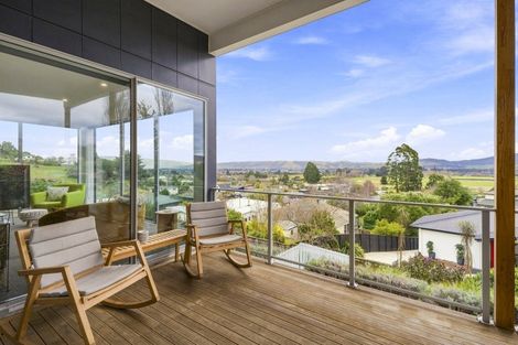 Photo of property in 32 Paterson Road, Mosgiel, 9092