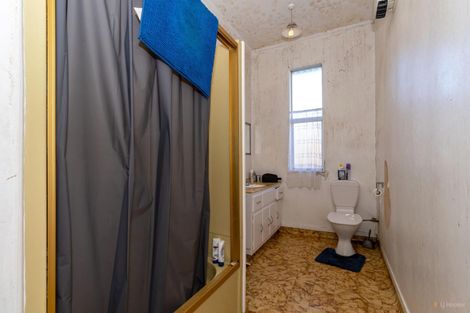 Photo of property in 1 Clifton Terrace, West End, Timaru, 7910