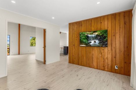 Photo of property in 35 Lawrence Road, Mangawhai, Kaiwaka, 0573