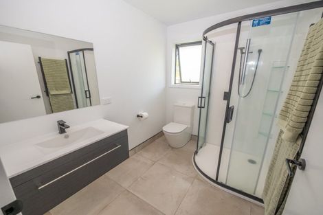 Photo of property in 9 Loke Crescent, Coopers Beach, 0420