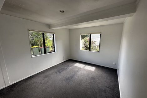 Photo of property in 22 Goodwood Drive, Goodwood Heights, Auckland, 2105