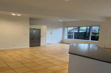 Photo of property in 274 Lake Road, Hauraki, Auckland, 0622