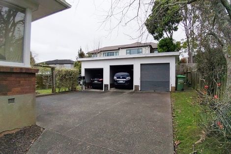 Photo of property in 2/2 Margaret Place, Milford, Auckland, 0620