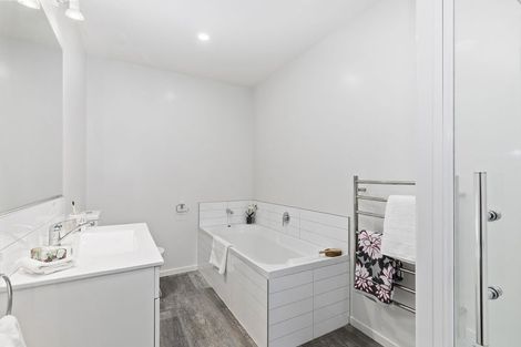Photo of property in 31 Mascot Street, Tawa, Wellington, 5028