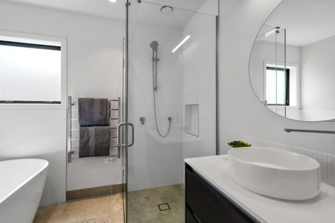 Photo of property in 3 Sierra Pine Road, Hobsonville, Auckland, 0616