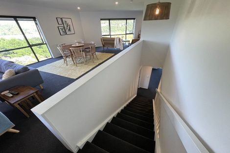 Photo of property in 6 Castle Crescent, Stokes Valley, Lower Hutt, 5019