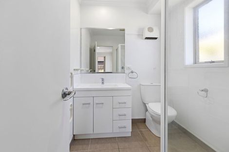 Photo of property in 120 Doncaster Drive, Papamoa Beach, Papamoa, 3118