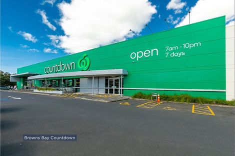 Photo of property in 55 Glencoe Road, Browns Bay, Auckland, 0630