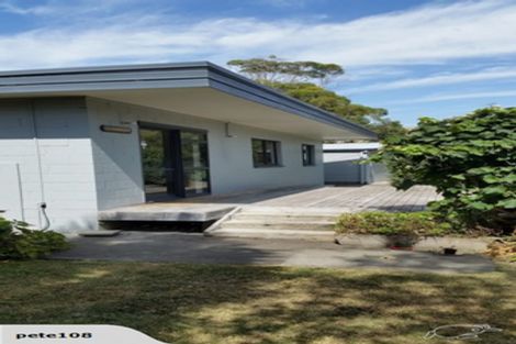 Photo of property in 20 Gillies Crescent, Waimarama, Havelock North, 4294