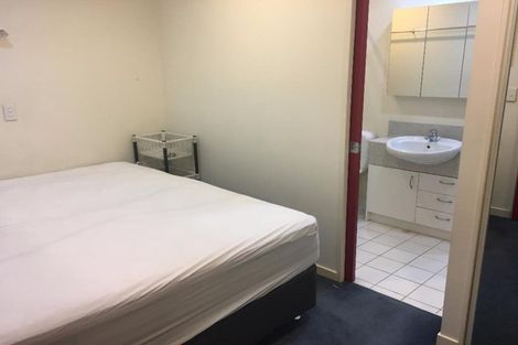 Photo of property in Terrace Heights Apartments, 5b/163 The Terrace, Wellington Central, Wellington, 6011