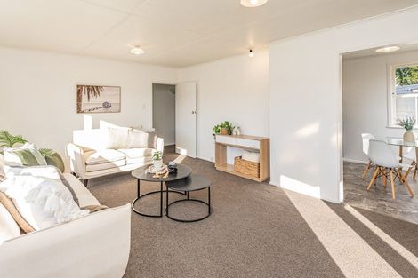 Photo of property in 32 Broadhead Avenue, Tawhero, Whanganui, 4501