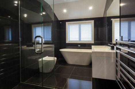 Photo of property in 107 Office Road, Merivale, Christchurch, 8014