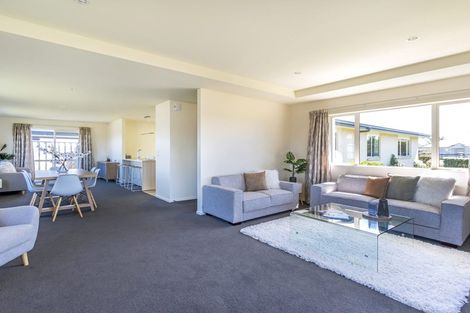 Photo of property in 1 Parklea Avenue, Halswell, Christchurch, 8025