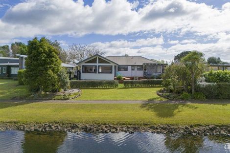 Photo of property in 13 Martin Place, Cooks Beach, Whitianga, 3591