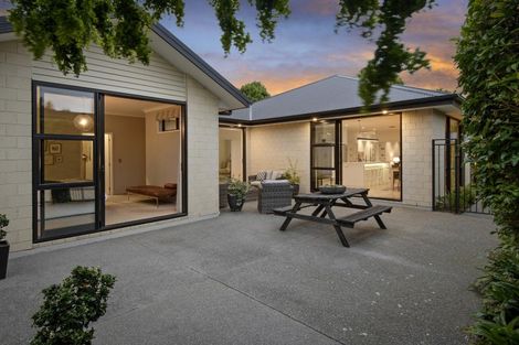Photo of property in 9 Bowenvale Avenue, Cashmere, Christchurch, 8022