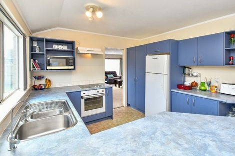 Photo of property in 22 Sheriff Place, Randwick Park, Auckland, 2105