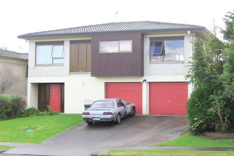 Photo of property in 61a Prince Regent Drive, Half Moon Bay, Auckland, 2012