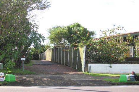 Photo of property in 1/122a Bucklands Beach Road, Bucklands Beach, Auckland, 2012