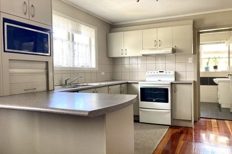 Photo of property in 672 Te Atatu Road, Te Atatu Peninsula, Auckland, 0610