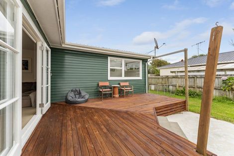 Photo of property in 103 Atkinson Avenue, Otaki Beach, Otaki, 5512