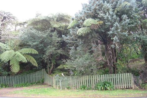 Photo of property in 14 Ocean Beach Road, Tairua, 3508