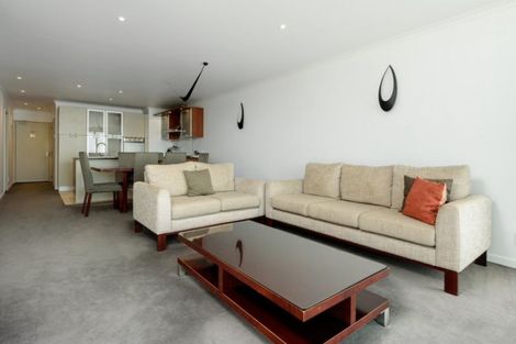 Photo of property in 207/136 Marine Parade, Mount Maunganui, 3116