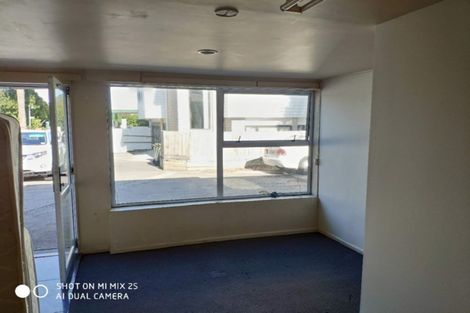 Photo of property in 234 Lake Road, Hauraki, Auckland, 0622