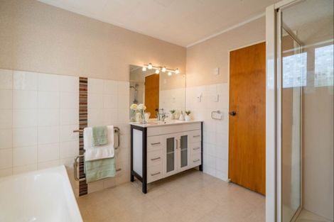 Photo of property in 95 Rimu Road, Raumati Beach, Paraparaumu, 5032