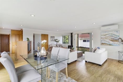 Photo of property in 2/27 Macleans Road, Bucklands Beach, Auckland, 2014