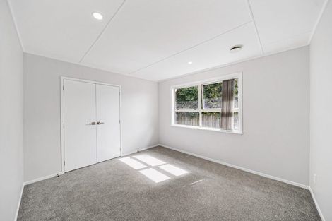 Photo of property in 22 Molesworth Place, Mangere, Auckland, 2022