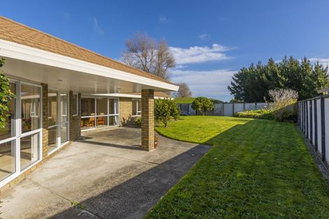 Photo of property in 12 Cedar Drive, Paraparaumu Beach, Paraparaumu, 5032