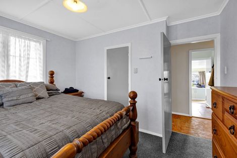 Photo of property in 30 Leicester Street, Patea, 4520