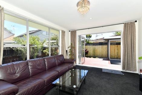 Photo of property in 2/35 Cavendish Road, Casebrook, Christchurch, 8051