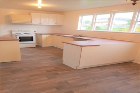 Photo of property in 78-80 Leicester Street, Cannons Creek, Porirua, 5024