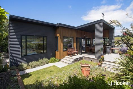 Photo of property in 17 Ralph Lane, Waihi Beach, 3611