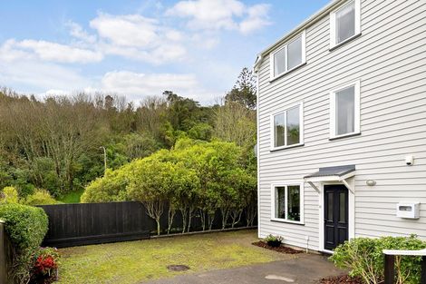 Photo of property in 25d Omar Street, Khandallah, Wellington, 6035