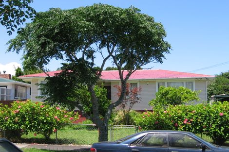 Photo of property in 28 Addison Street, Blockhouse Bay, Auckland, 0600