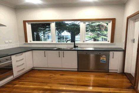 Photo of property in 115 Main Rd Clive, Clive, 4102