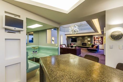 Photo of property in 39 Kitchener Road, Takapuna, Auckland, 0620