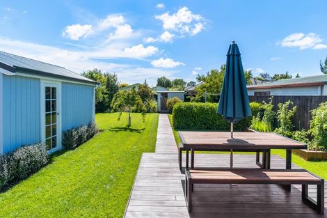 Photo of property in 34 Young Street, Somerfield, Christchurch, 8024