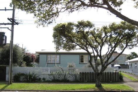 Photo of property in 29 Mclean Street, Strandon, New Plymouth, 4312