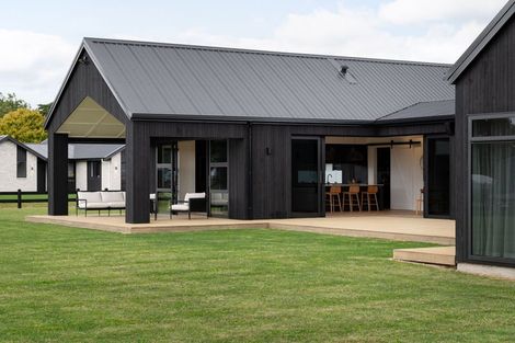 Photo of property in 59 Greenkeeper Lane, Ngahinapouri, 3882