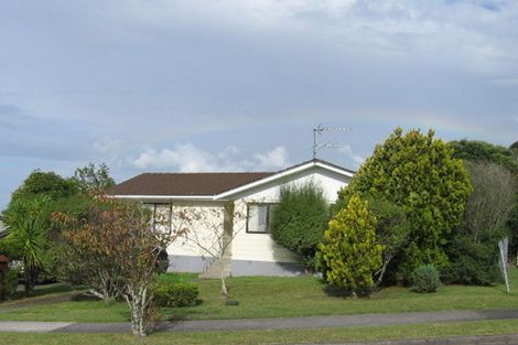Photo of property in 4 Patrice Place, Massey, Auckland, 0614