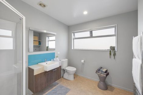 Photo of property in 11a Cullen Street, Mangawhai Heads, Mangawhai, 0505