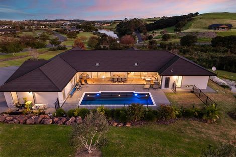 Photo of property in 53 Robert Hastie Drive, Mangawhai, 0573