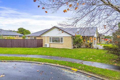 Photo of property in 2 Marlon Lane, East Tamaki, Auckland, 2016